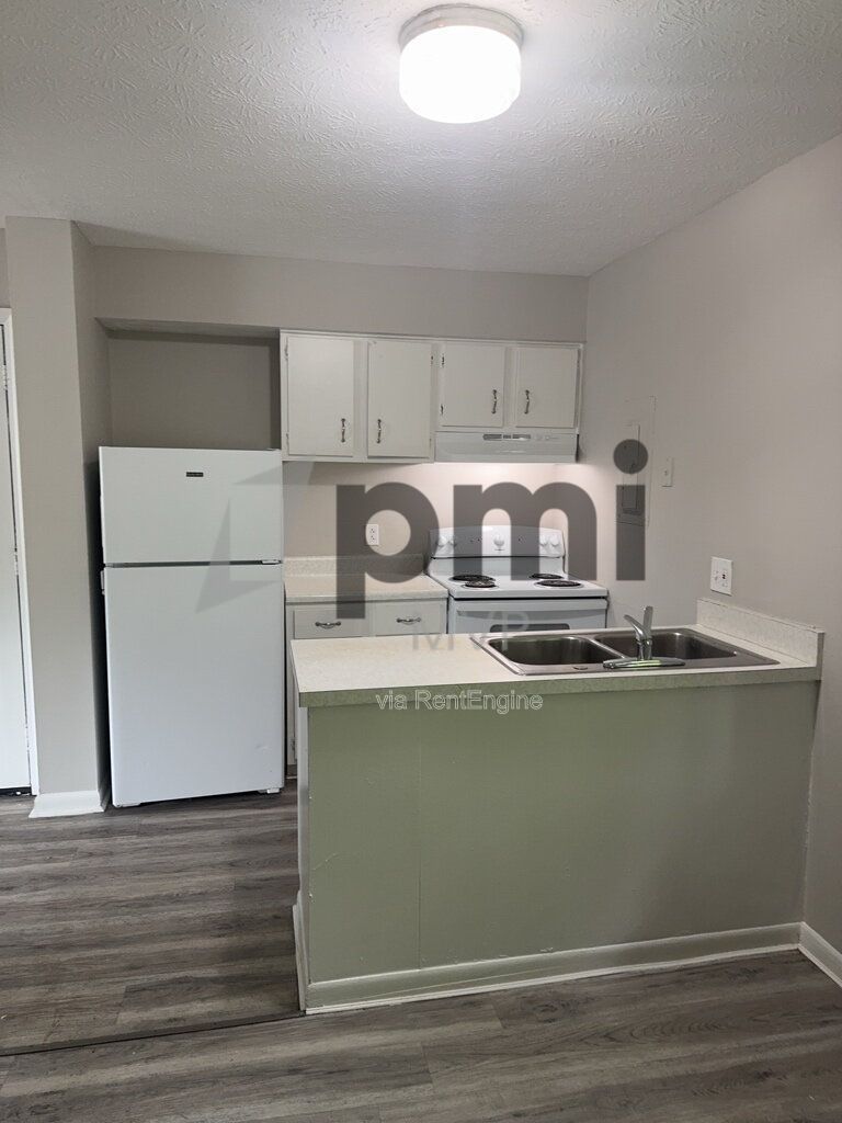 822 Whitethorne Ave Unit D (Columbus) 2beds, 1bath property image