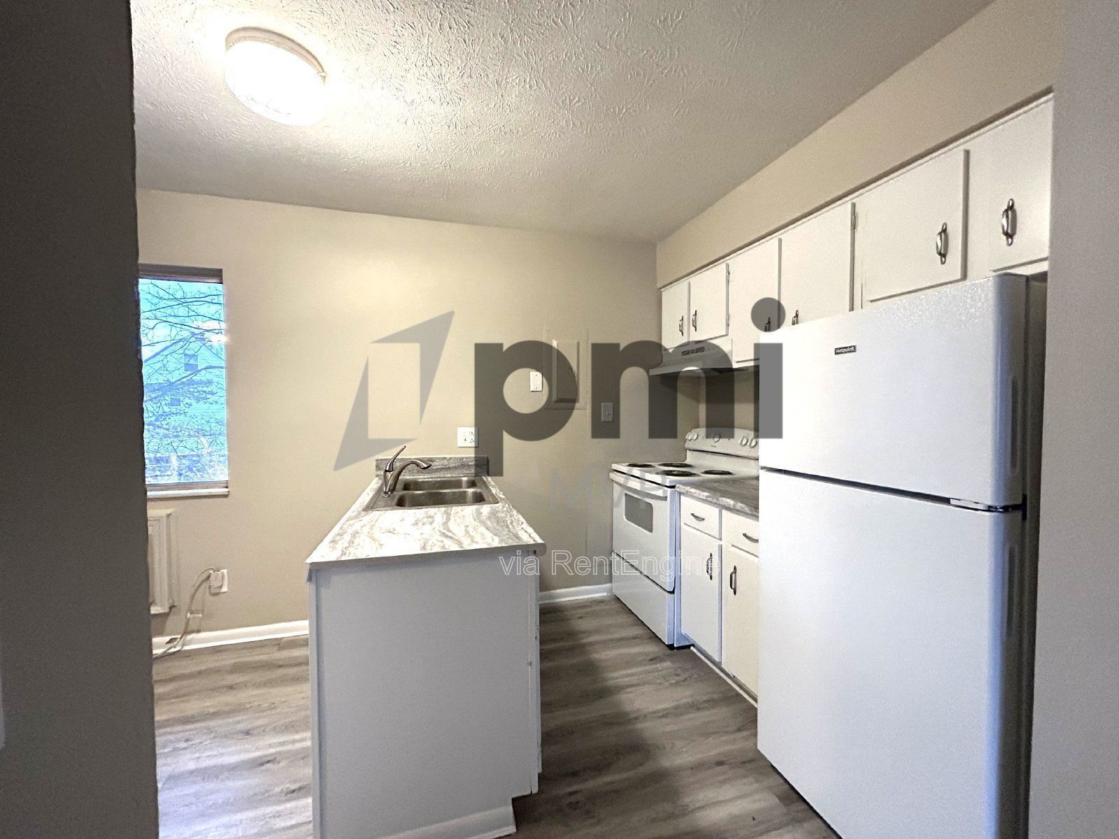 822 Whitethorne Ave Unit D (Columbus) 2beds, 1bath property image