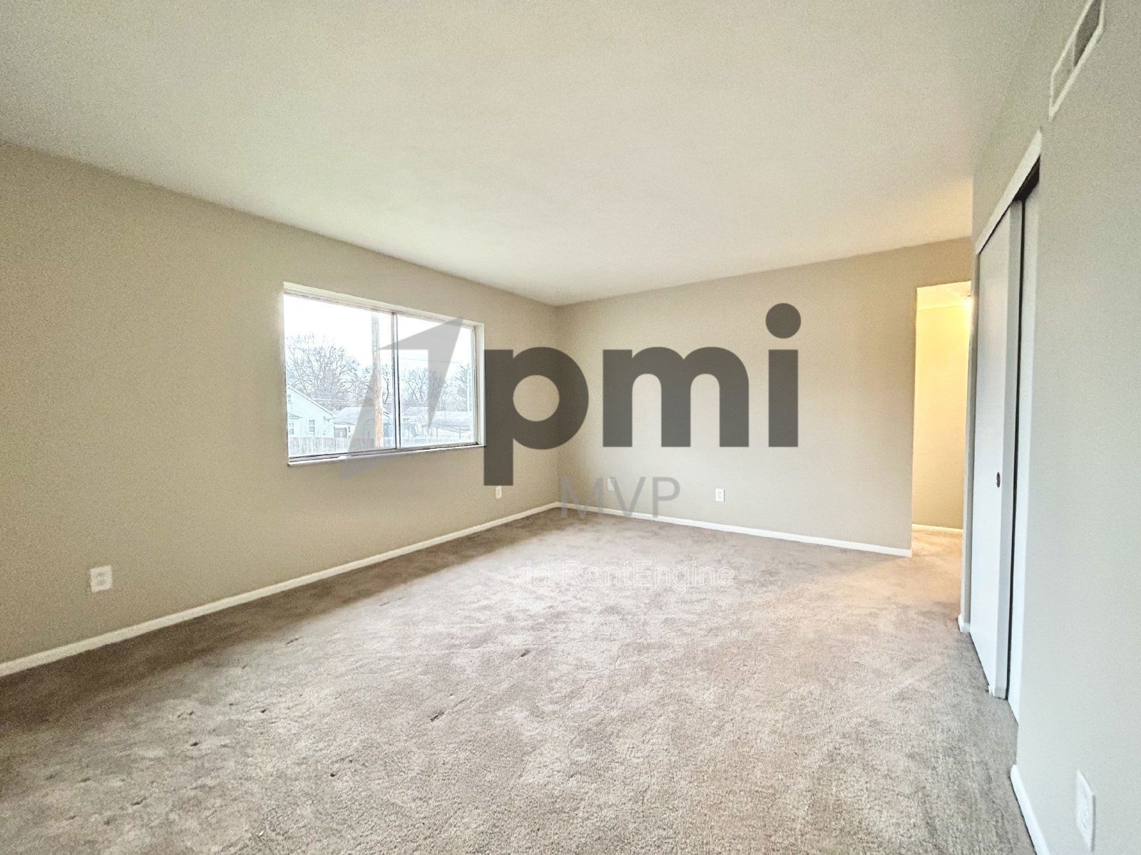 822 Whitethorne Ave Unit D (Columbus) 2beds, 1bath property image