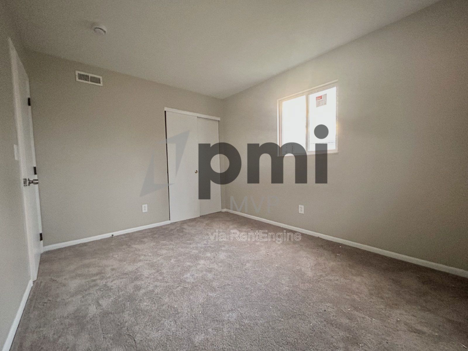 822 Whitethorne Ave Unit D (Columbus) 2beds, 1bath property image