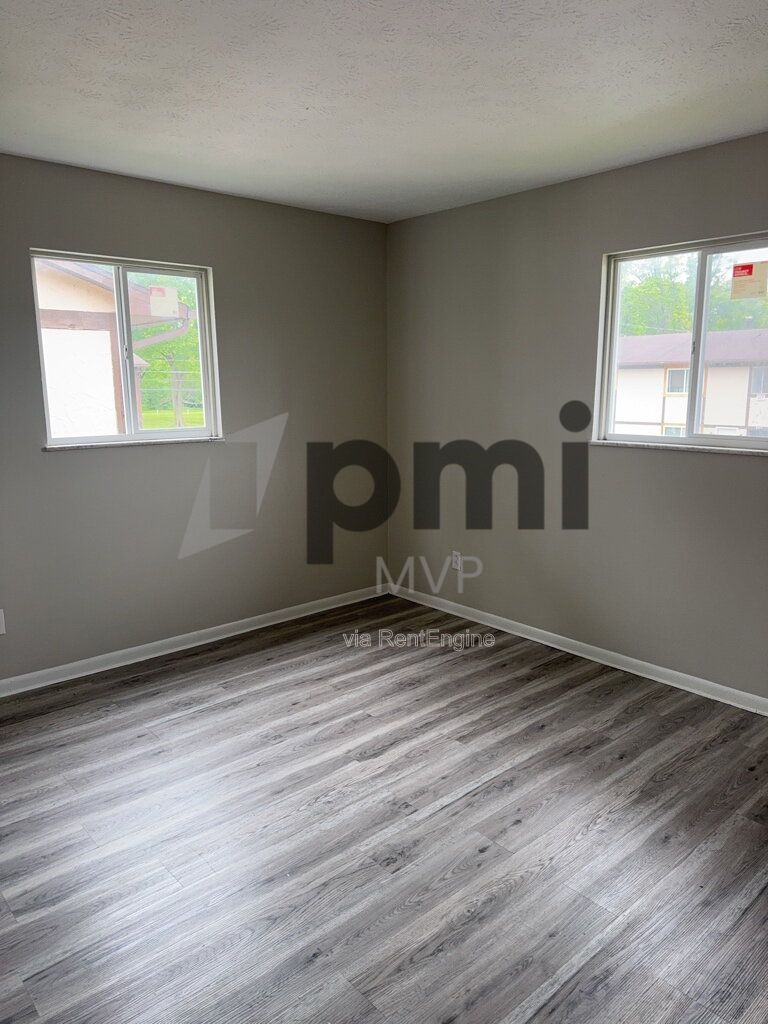 822 Whitethorne Ave Unit D (Columbus) 2beds, 1bath property image