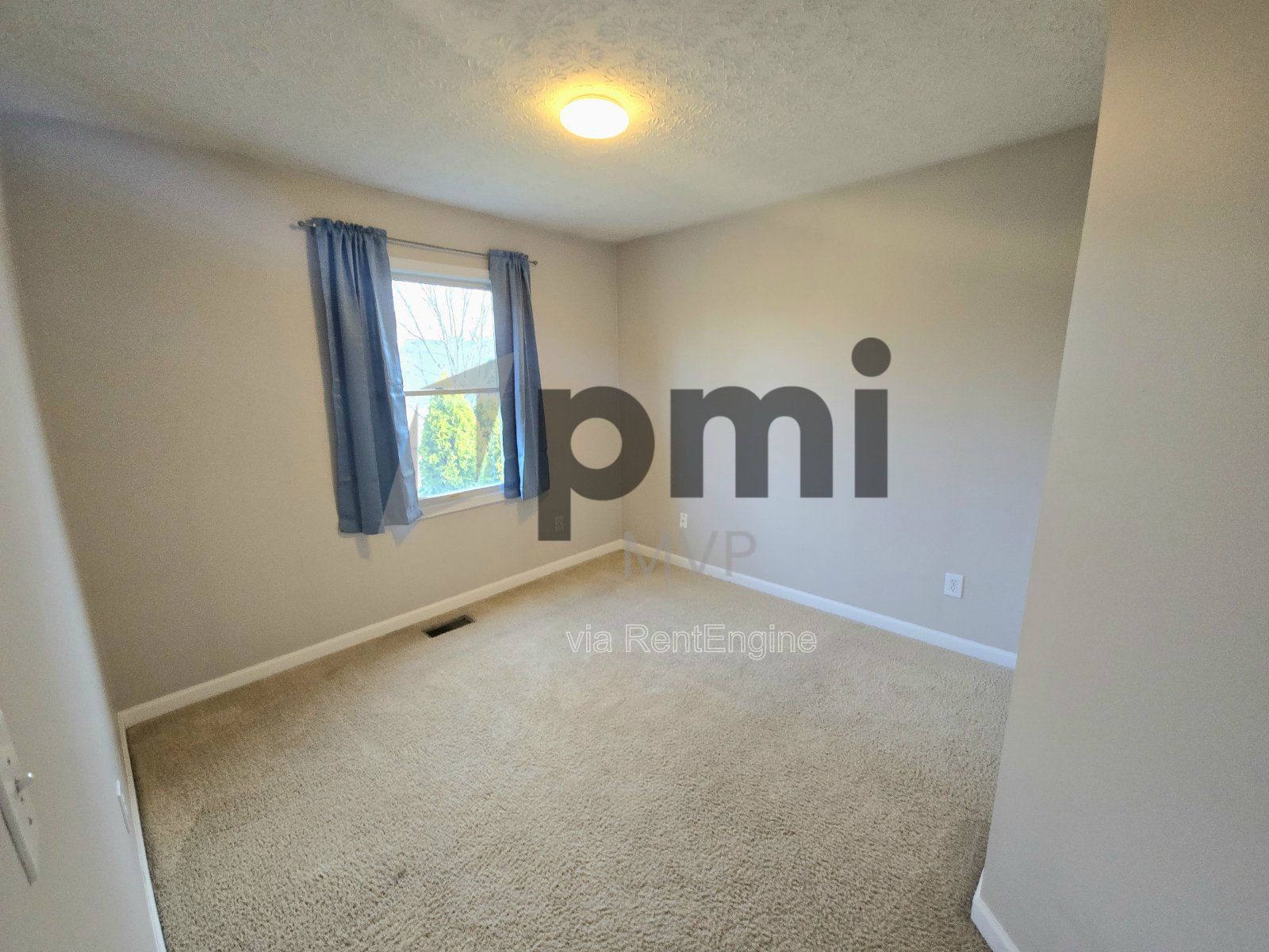 8620 Olenbrook Drive (Lewis Center) 3 bed 2.5 bath property image