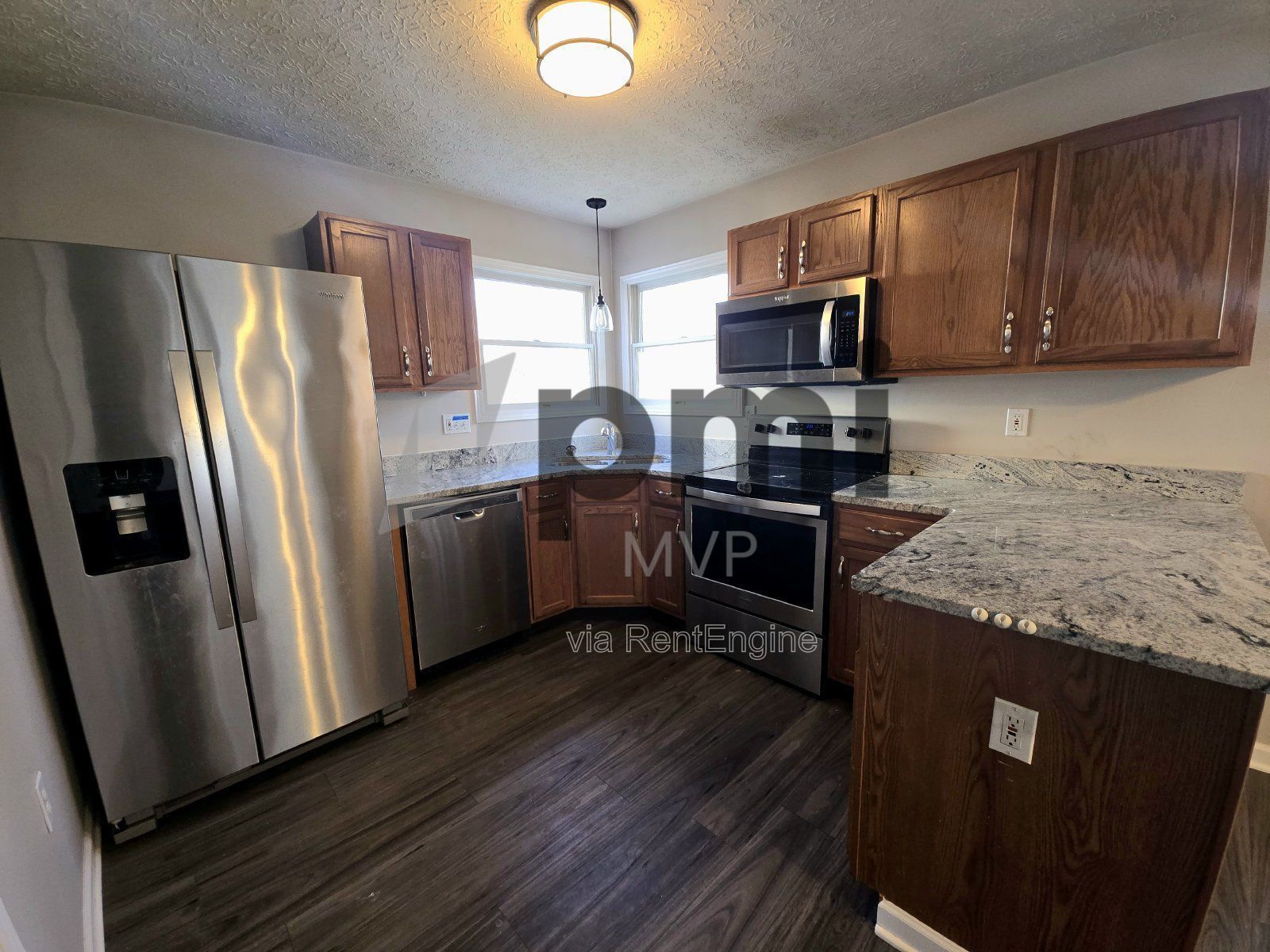 8620 Olenbrook Drive (Lewis Center) 3 bed 2.5 bath property image