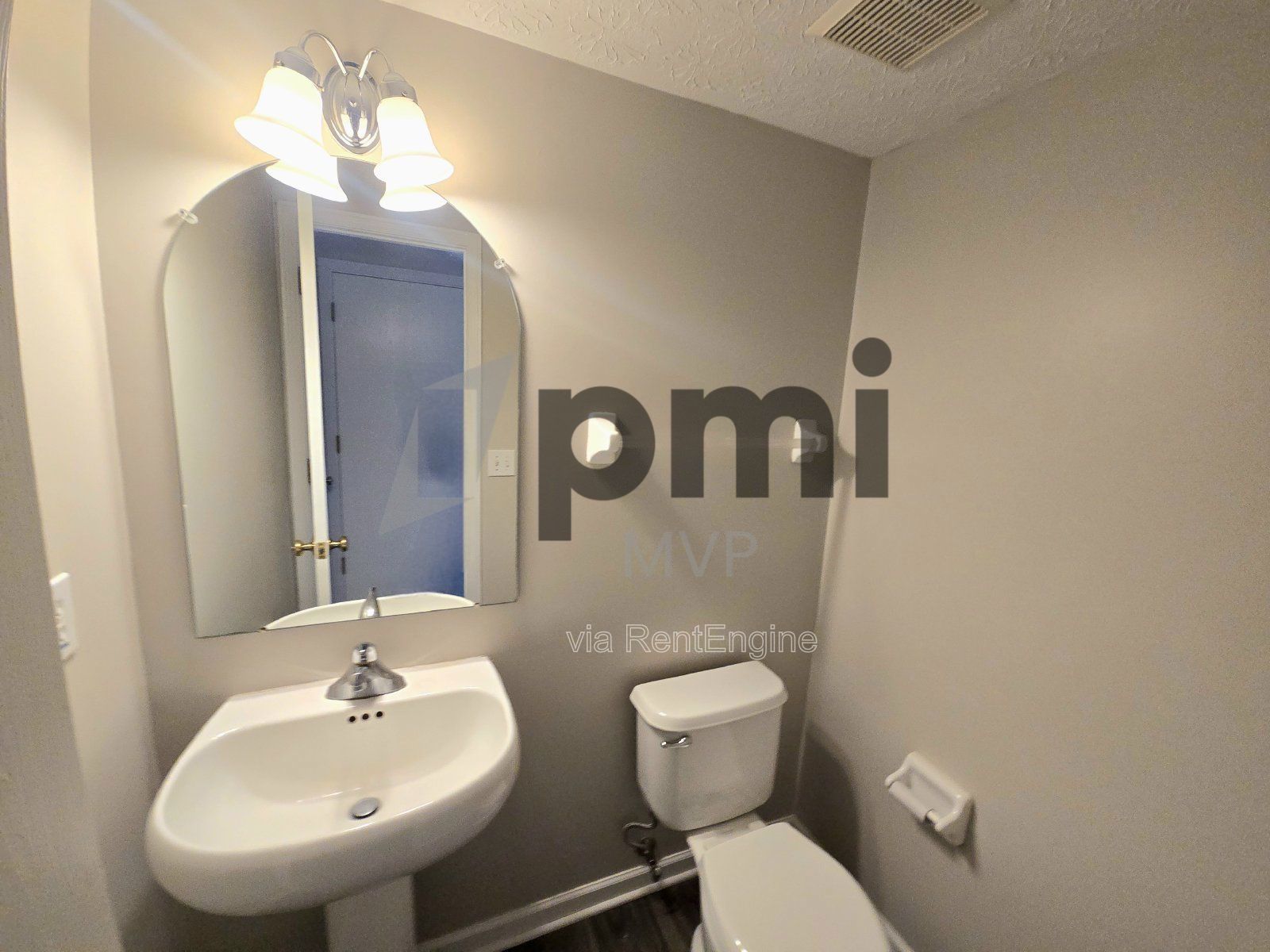 8620 Olenbrook Drive (Lewis Center) 3 bed 2.5 bath property image