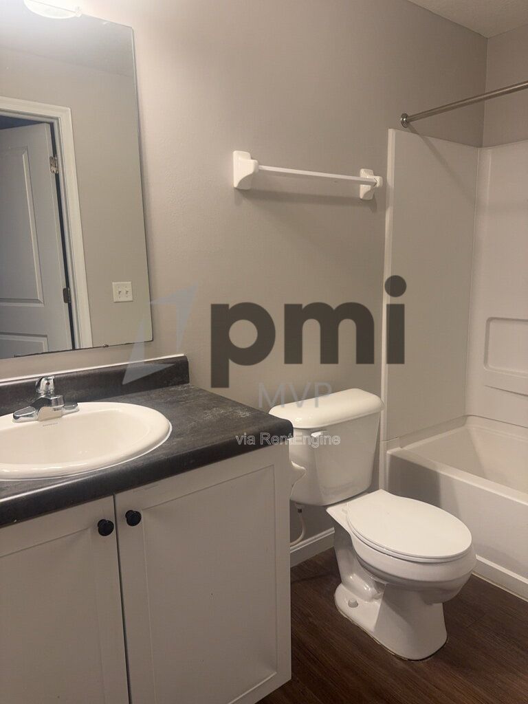 858 Taylor Station Rd Unit 101 (Columbus) 1 bed 1 bath property image