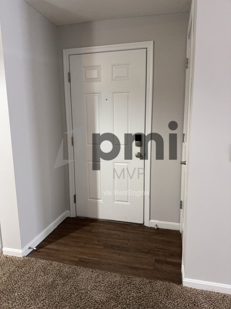 858 Taylor Station Rd Unit 101 (Columbus) 1 bed 1 bath property image