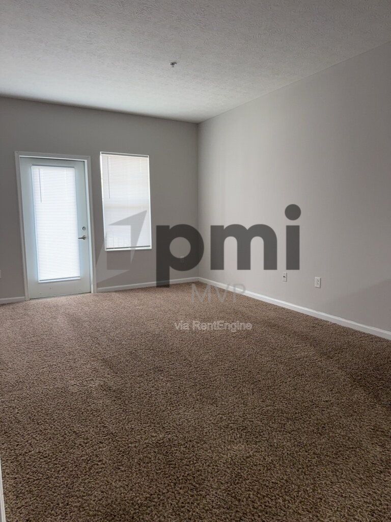 858 Taylor Station Rd Unit 101 (Columbus) 1 bed 1 bath property image
